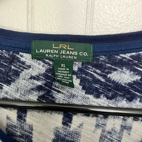Ralph Lauren Blue and White Patterned Top - Picture 3 of 4